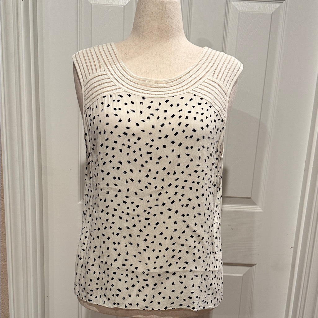 Talbots Ivory And Navy Patterned Sleeveless Top